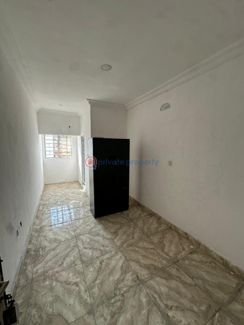 2 bedroom Flat & Apartment For Rent Ologolo Lekki Lagos - 3