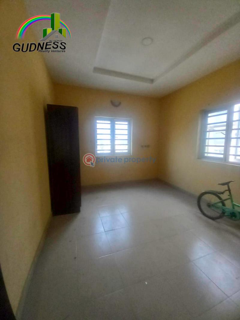 2 bedroom Flat & Apartment For Rent Mobil Road, Ilaje Ajah Lagos - 10