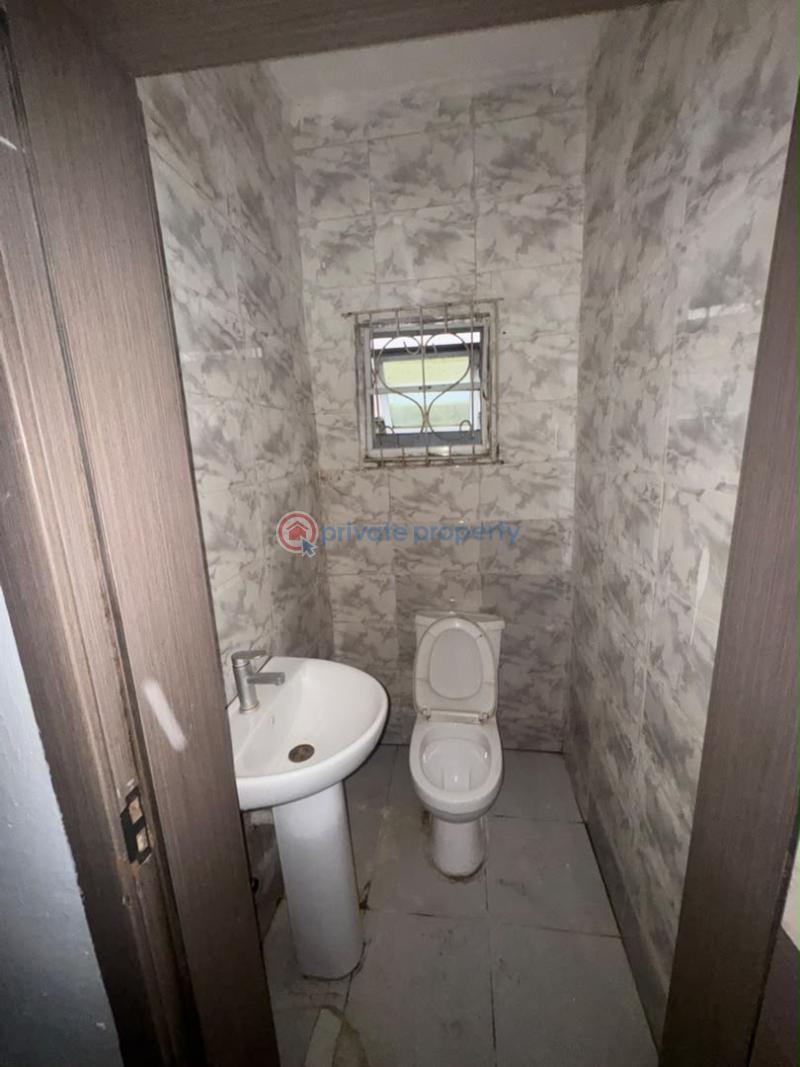 2 bedroom Block Of Flats For Rent Orchid Road, Lekki Lafiaji Lekki Lagos - 9
