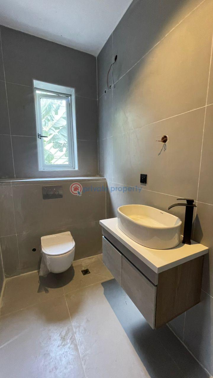 2 bedroom Block Of Flats For Sale Off Admiralty Way Lekki Phase 1 Lagos - 10