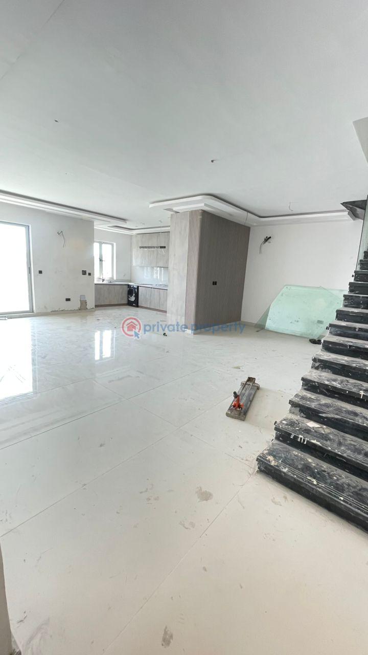 2 bedroom Block Of Flats For Sale Off Admiralty Way Lekki Phase 1 Lagos - 3