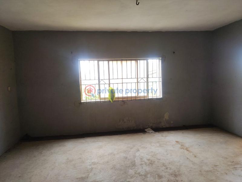 2 bedroom Block Of Flats For Sale Adeboruwa Housing Estate Igbogbo Ikorodu Lagos - 3