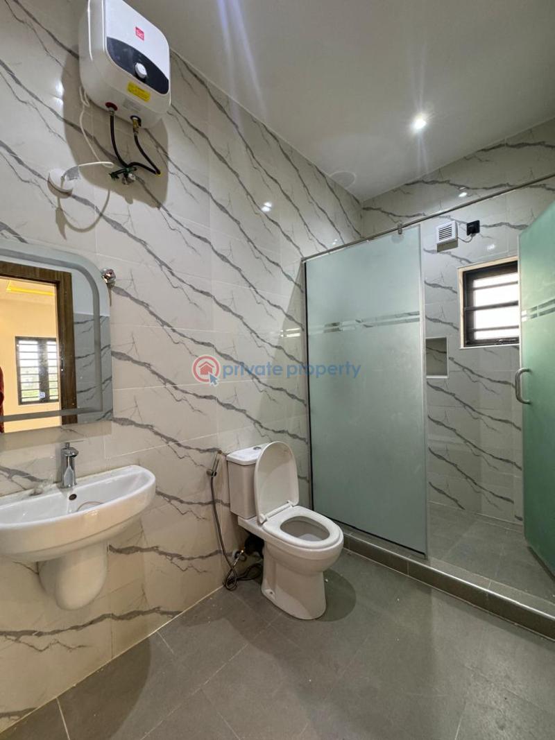 2 bedroom Flat & Apartment For Sale Lekki Phase 1 Lagos - 12