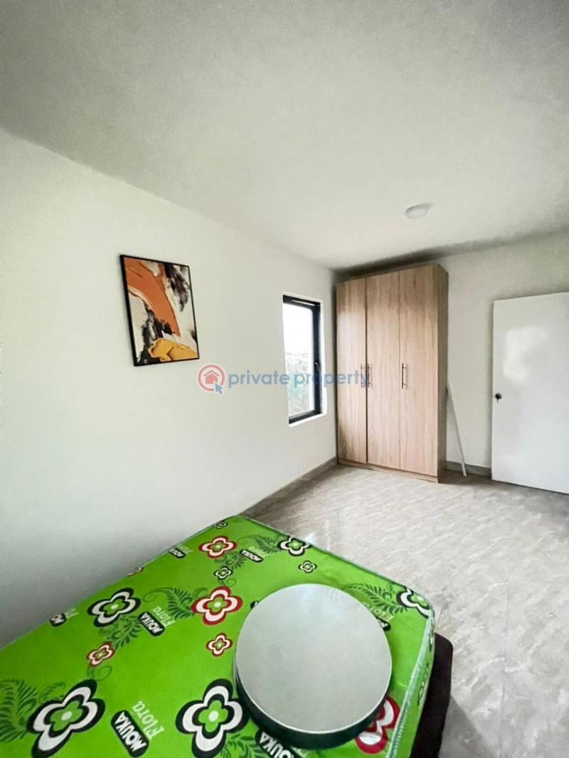 2 bedroom Flat & Apartment For Sale Surulere Lagos - 11