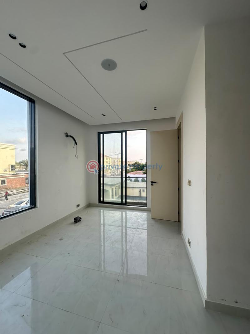 2 bedroom Flat & Apartment For Sale Lekki Phase 1 Lagos - 5