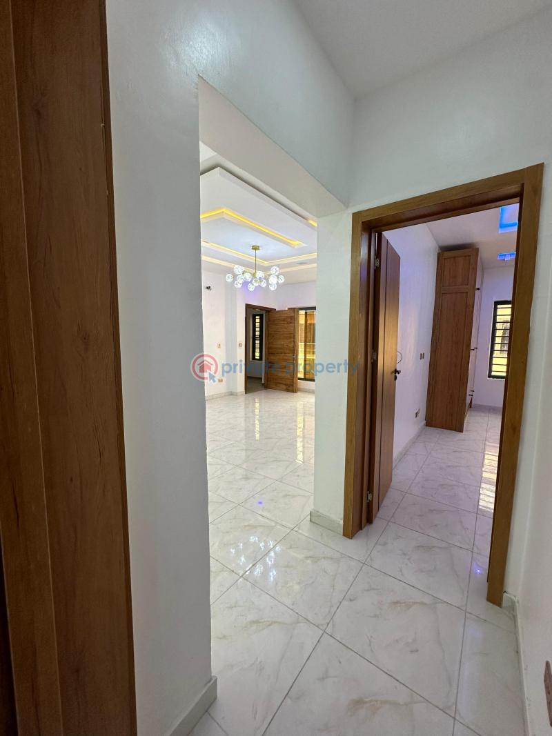 2 bedroom Block Of Flats For Sale Alpha Beach Road Lekki Lagos - 7