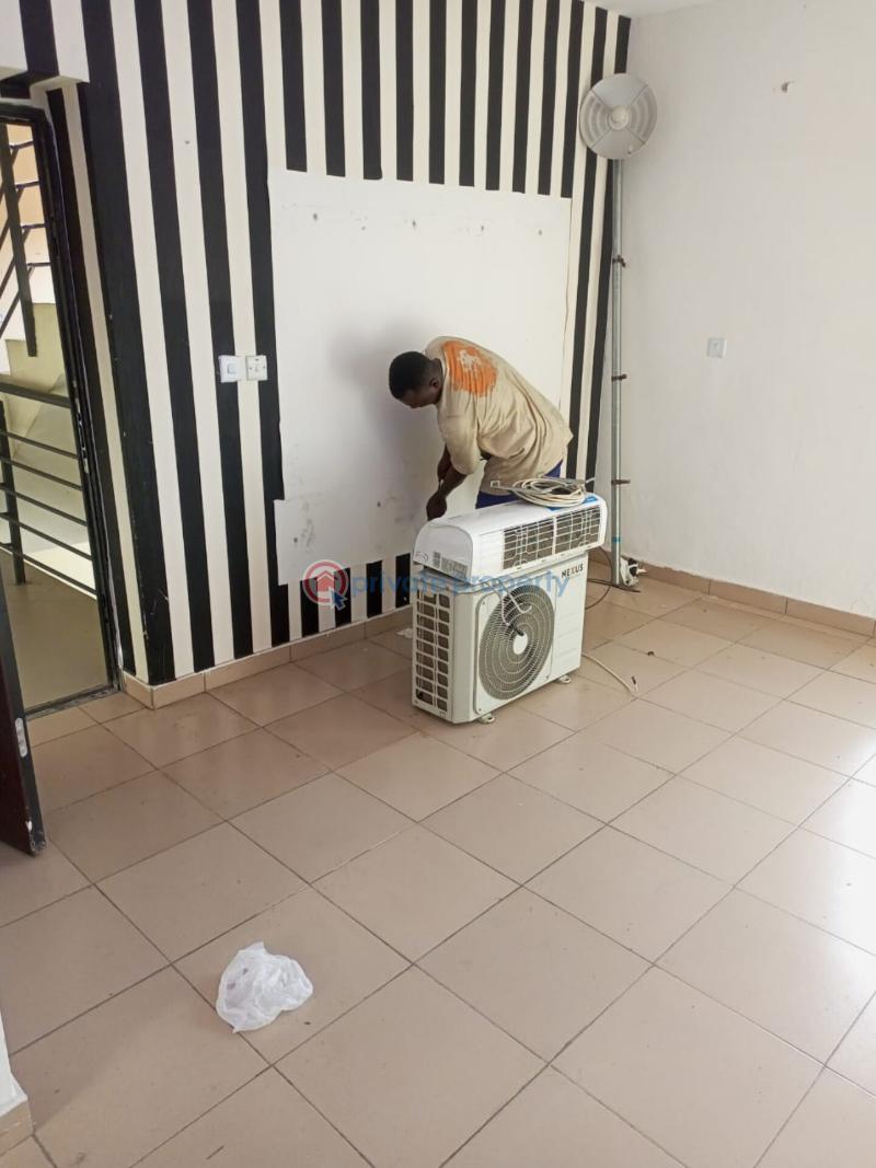 Block Of Flats For Rent Farapark, Ajah Ajah Lagos - 3