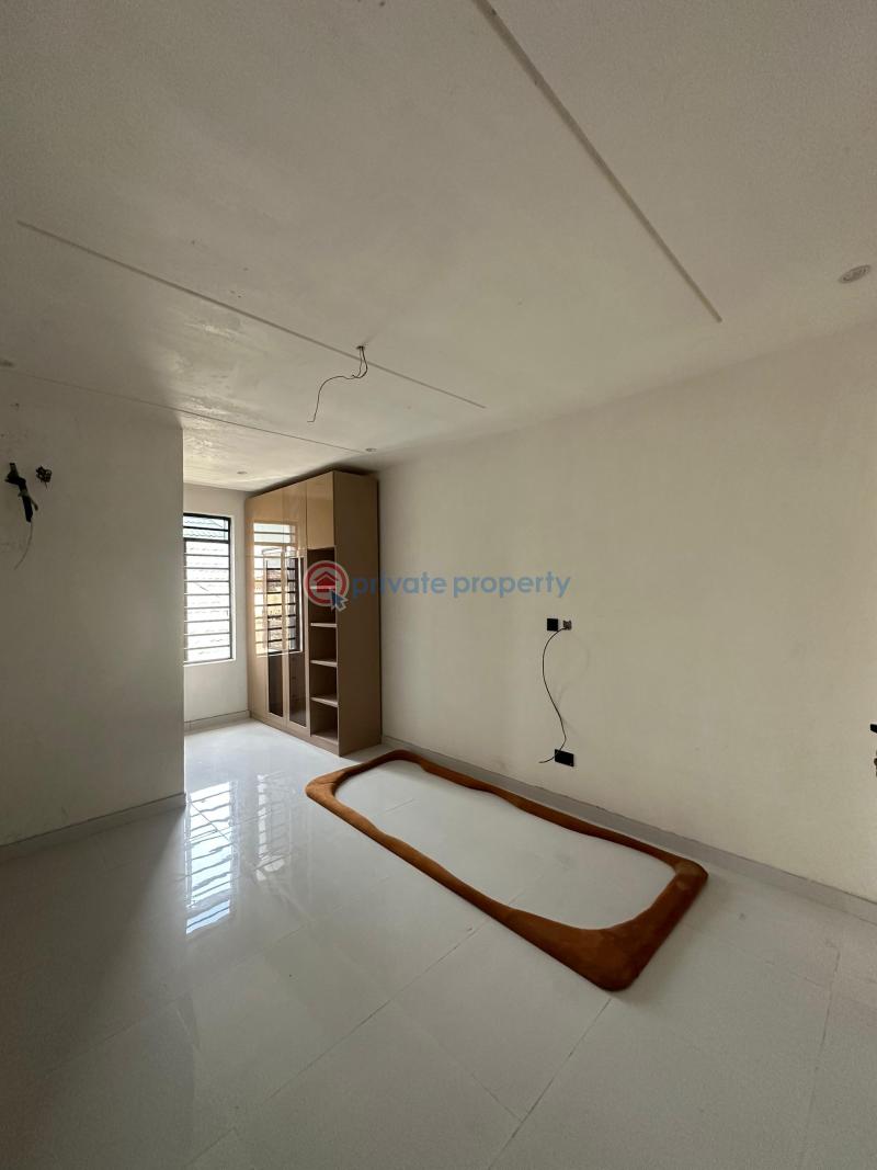 2 bedroom Block Of Flats For Sale Ikate Elegushi Lekki Lagos - 7