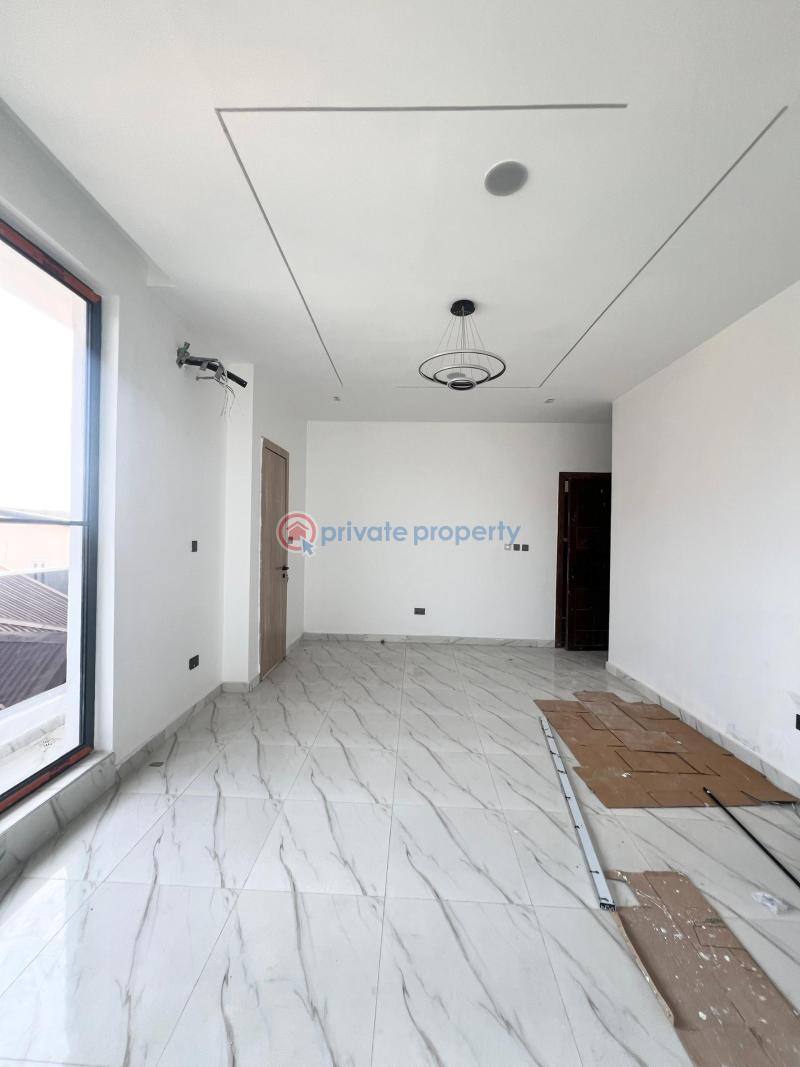 2 bedroom Block Of Flats For Sale New Road Lekki Lagos - 2