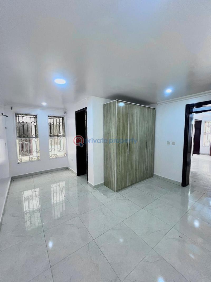 2 bedroom apartment in a secure and serene estate - 3 2 bedroom Block Of Flats For Rent Lekki Phase 1 Lagos - 3