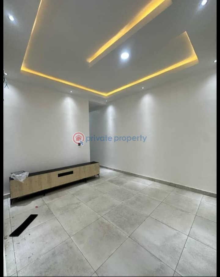 2 bedroom apartment in ikate, just 2 people in the compound - 4 2 bedroom Block Of Flats For Rent Ikate Lekki Phase 1 Lagos - 4