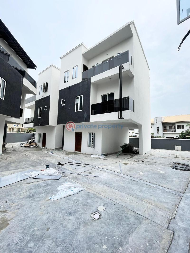2 bedroom Block Of Flats For Sale Ikota Lekki Lagos - 3