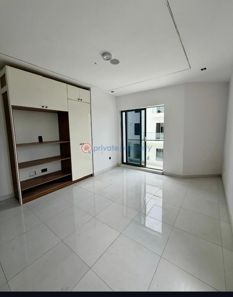 2 bedroom Block Of Flats For Sale Victoria Garden City Lekki Lagos - 3