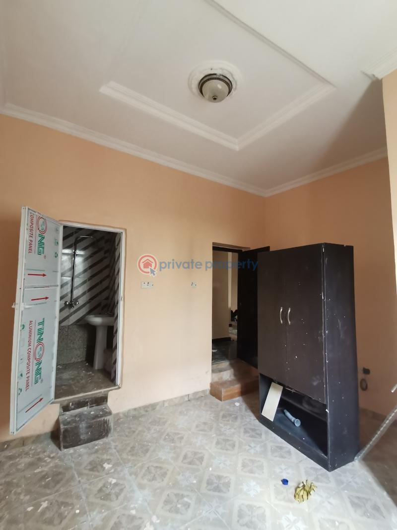 2 bedroom Block Of Flats For Rent Kayfarm Estate Obawole Lagos Ogba Lagos - 3