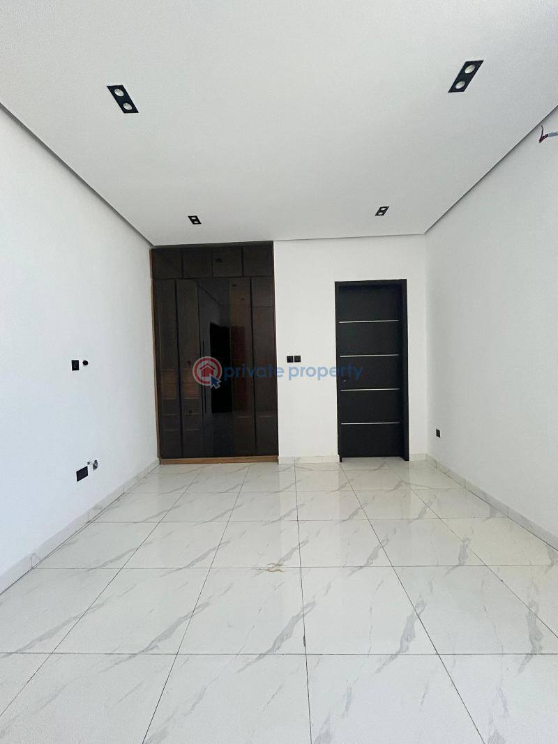 2 bedroom Flat & Apartment For Sale Ologolo Lekki Lagos - 3