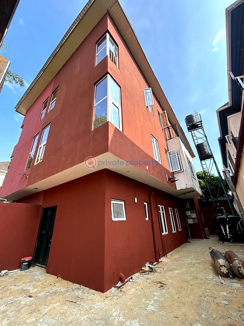 2 bedroom Flat & Apartment For Rent Lekki Phase 1 Lagos - 1