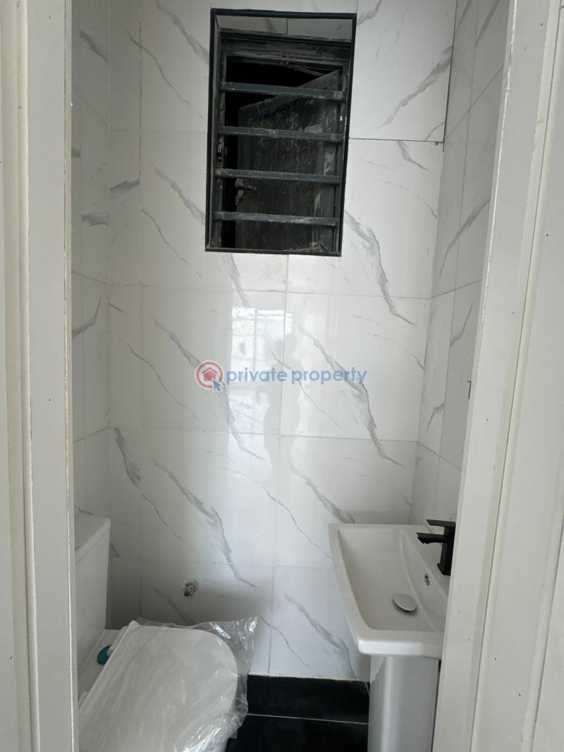 2 bedroom Flat & Apartment For Sale Lekki Phase 1 Lagos - 4