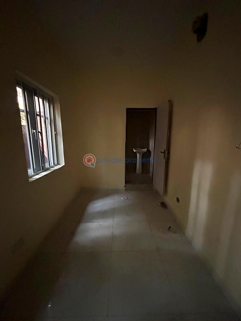 2 bedroom Flat & Apartment For Rent Lekki Phase 1 Lagos - 6