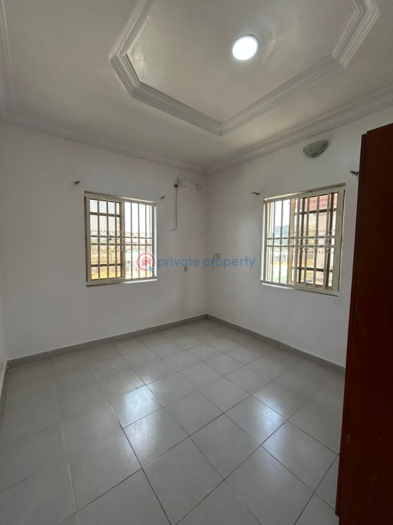 2 bedroom Flat & Apartment For Rent Lekki Phase 1 Lagos - 2