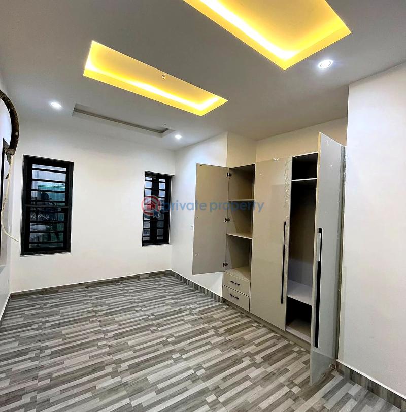 2 bedroom Flat & Apartment For Rent Lekki Phase 1 Lagos - 1
