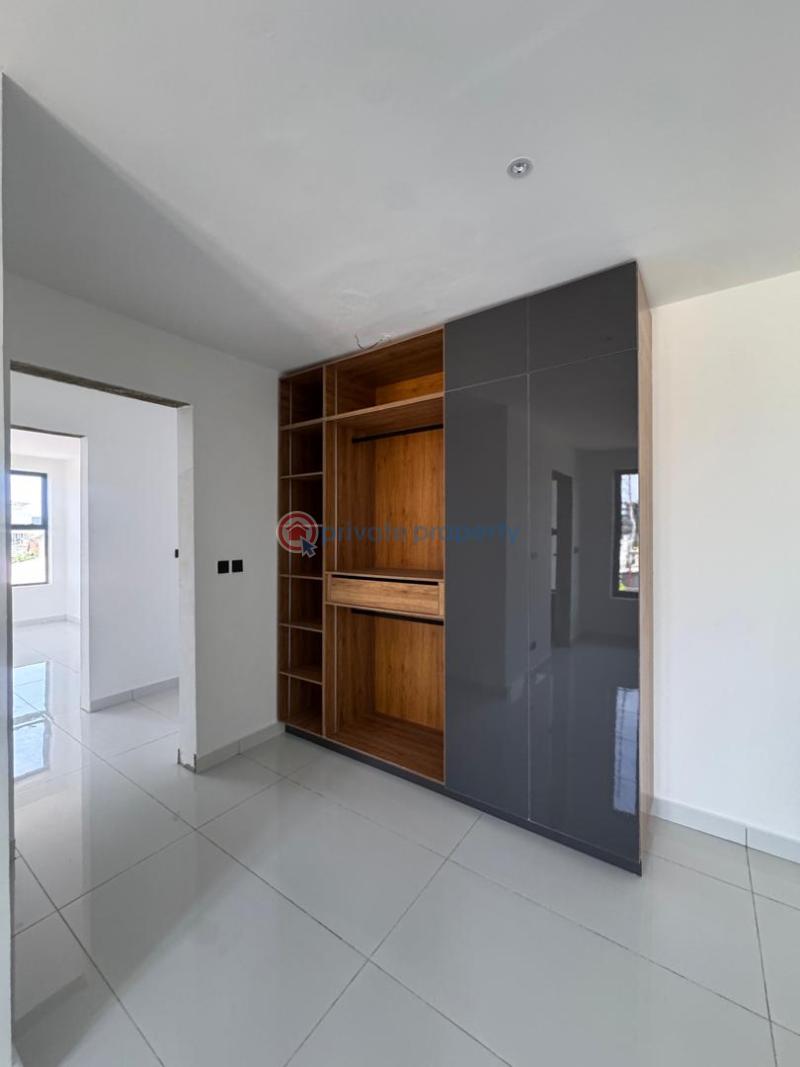 2 bedroom Flat & Apartment For Sale Lekki Phase 1 Lagos - 2
