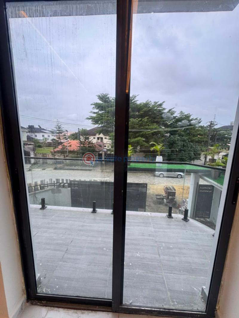 2 bedroom Flat & Apartment For Sale Lekki Phase 1 Lagos - 3