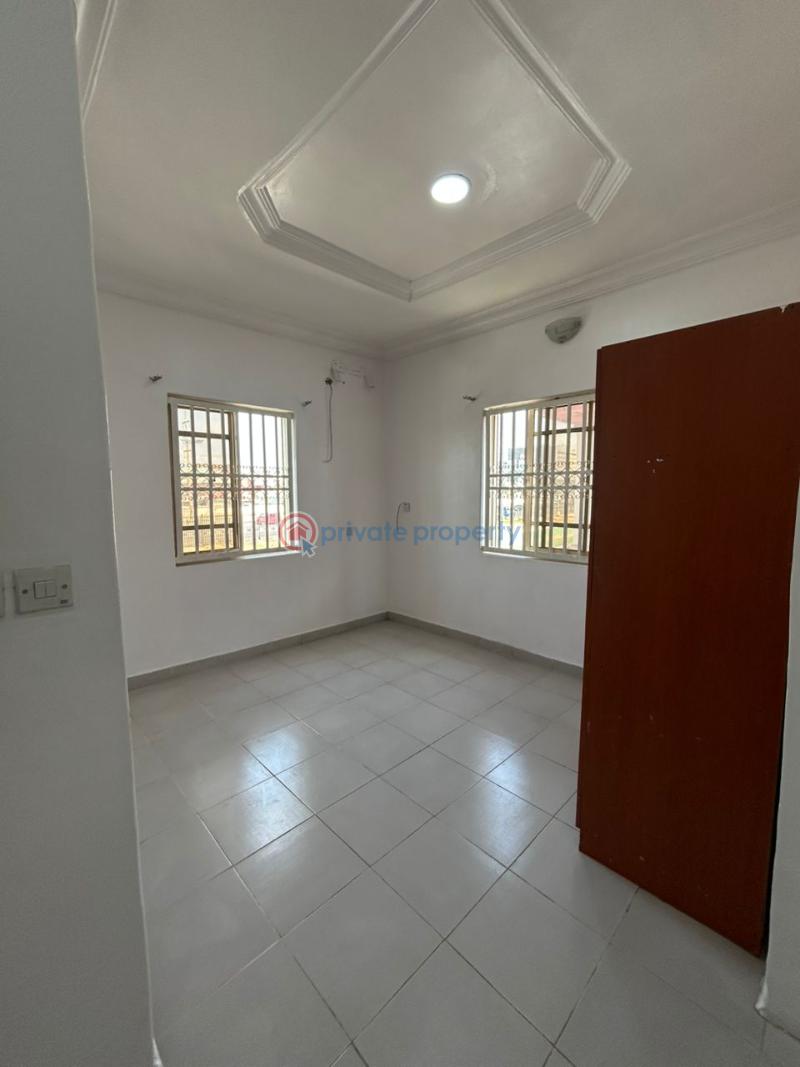 2 bedroom Flat & Apartment For Rent Lekki Phase 1 Lagos - 3