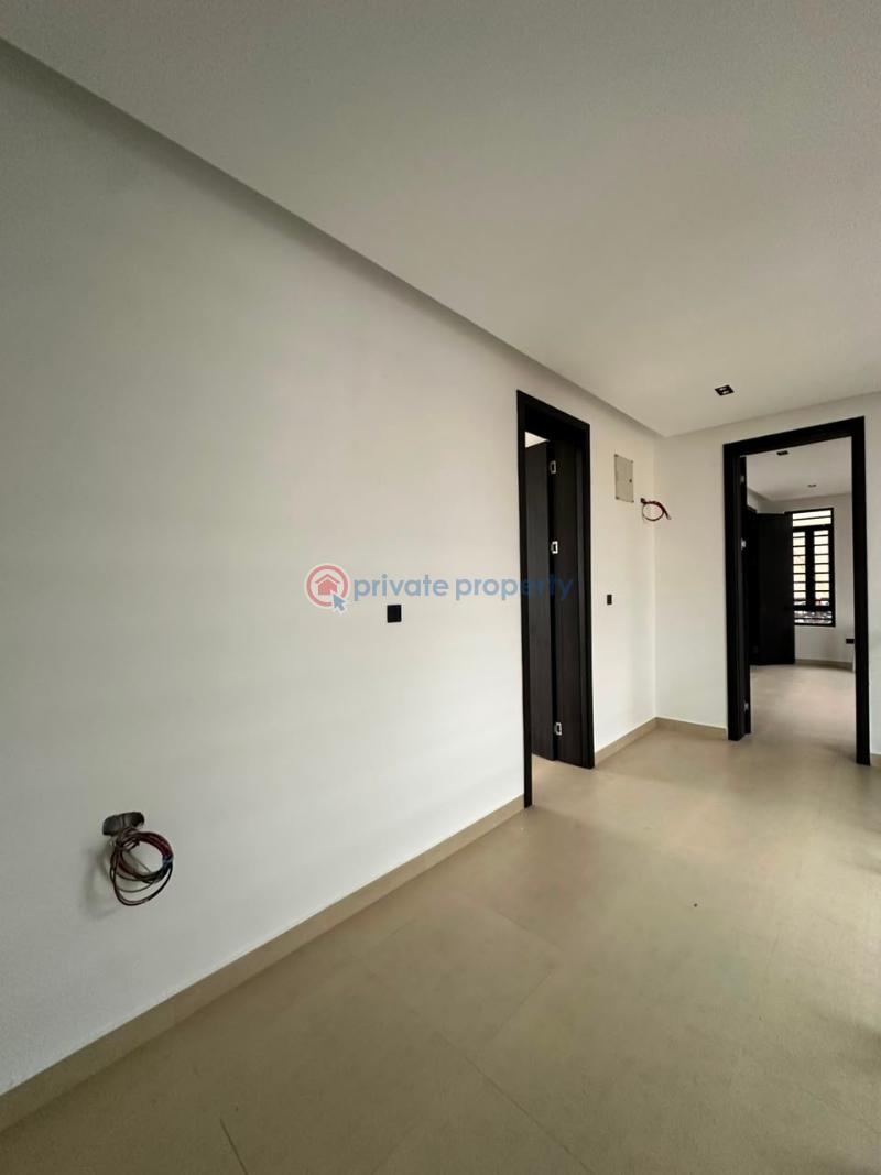 2 bedroom Flat & Apartment For Sale Lekki Phase 1 Lagos - 3