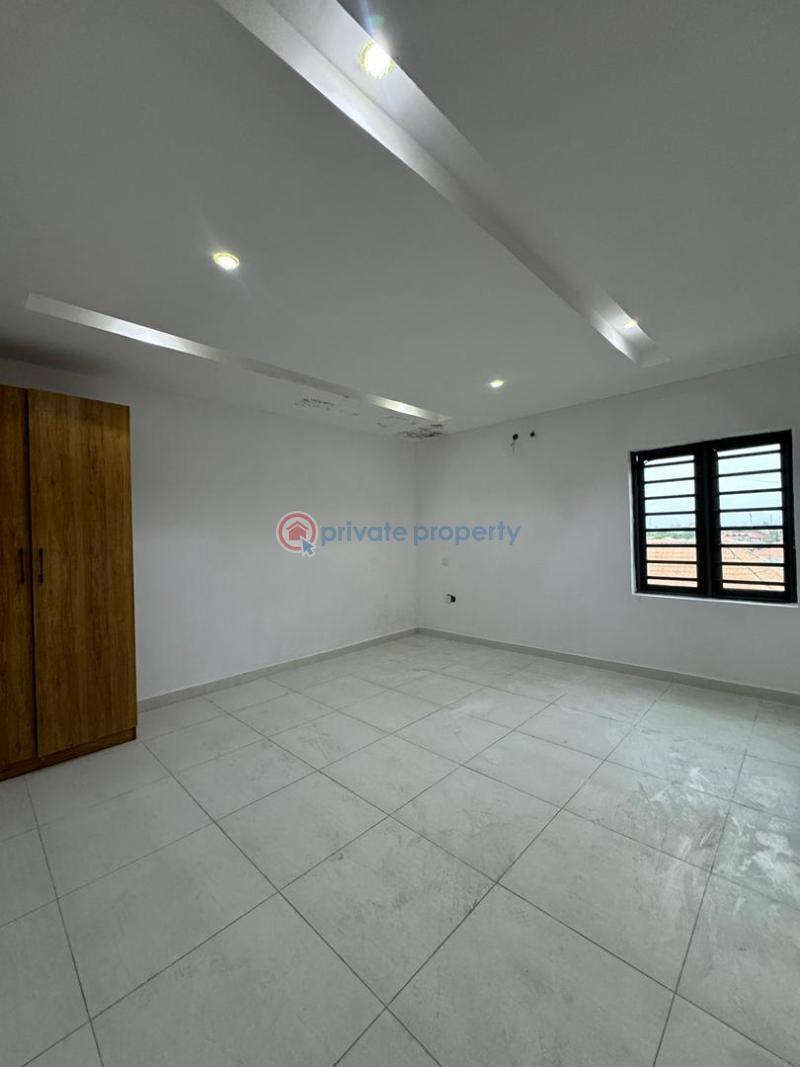 2 bedroom Flat & Apartment For Sale Lekki Phase 1 Lagos - 8