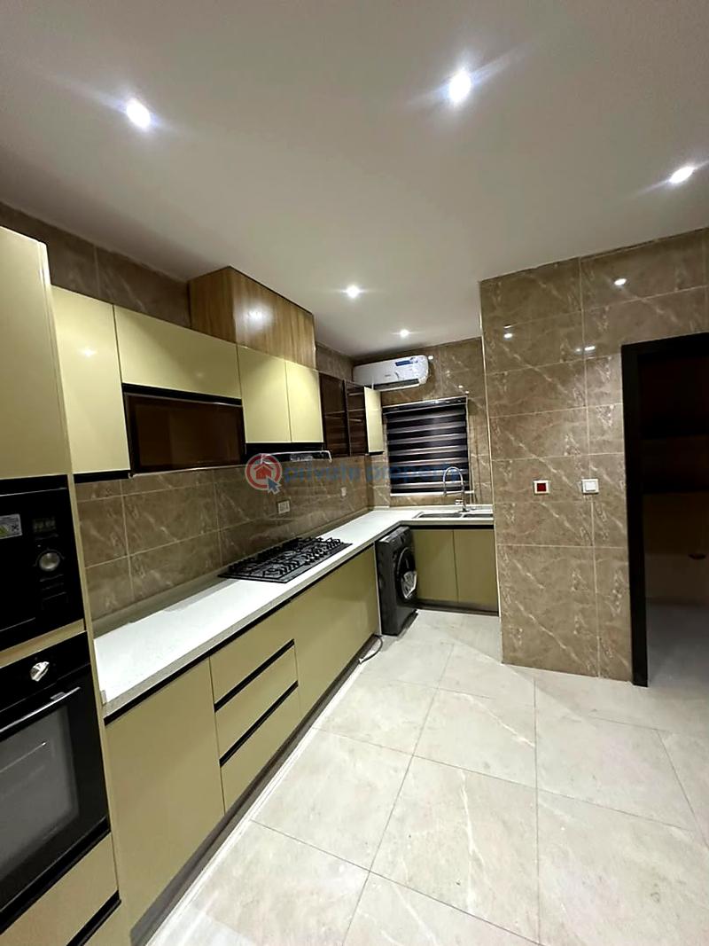 2 bedroom Flat & Apartment For Rent Lekki Phase 1 Lagos - 3