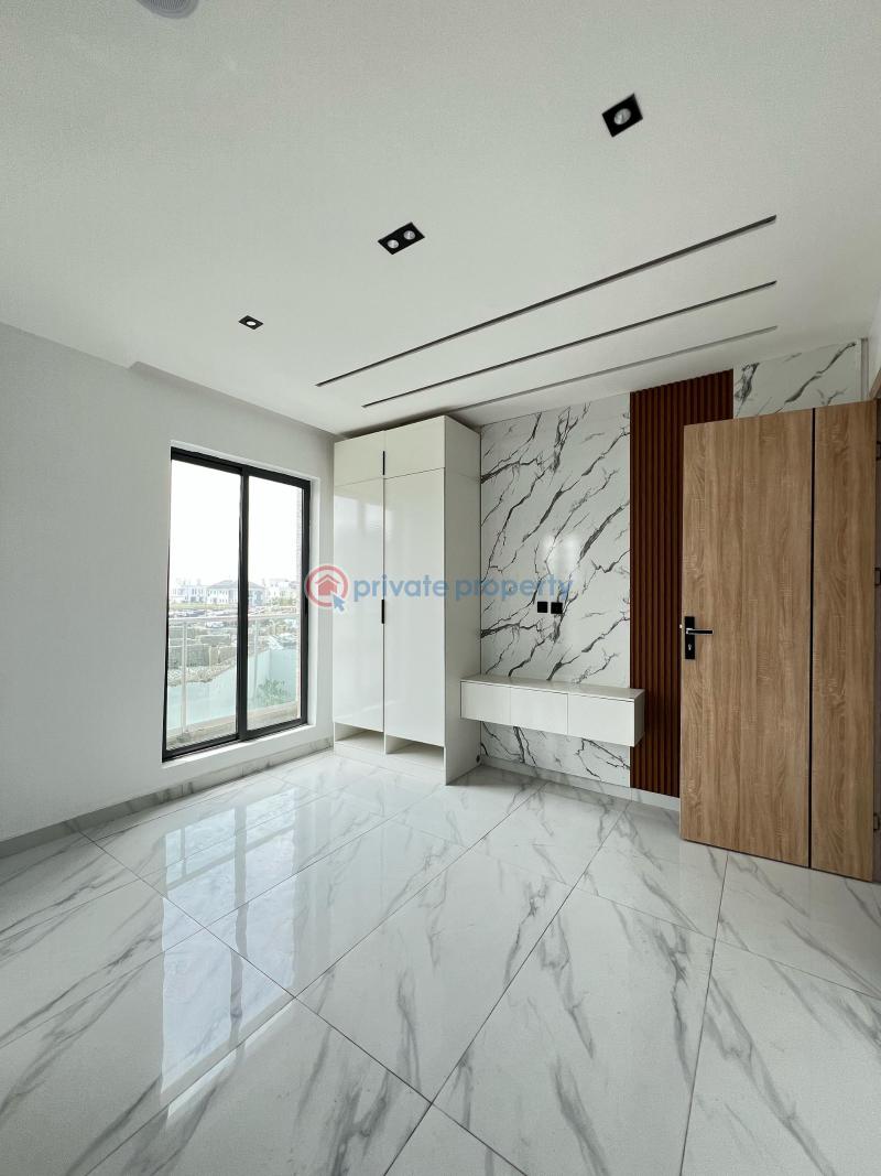 2 bedroom apartment - 5 2 bedroom Flat & Apartment For Sale Ikate Elegushi Lekki Lagos - 5