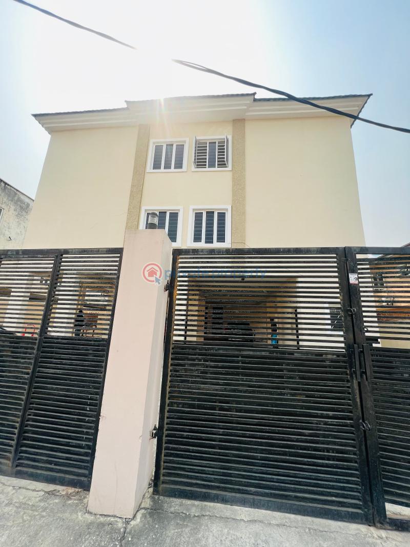 For rent 2 bedroom Bungalow Ikota Villa Estate Ikota Lekki Lagos (PID