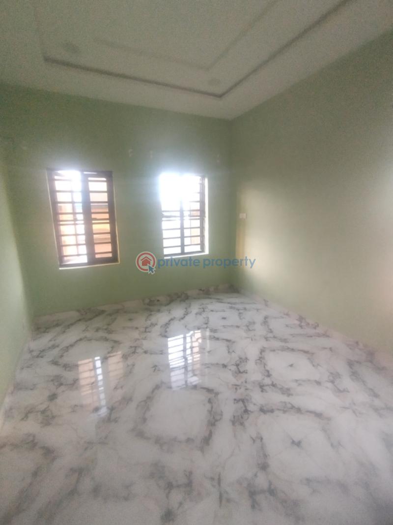 2 bedroom Block Of Flats For Sale Ogunfayo Estate Road Awoyaya Awoyaya Ajah Lagos - 6