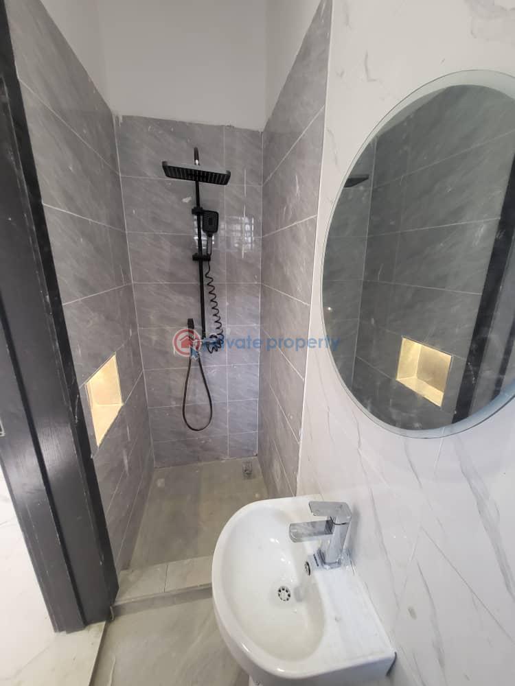 2 bedroom Flat & Apartment For Rent Osapa Lekki Lagos - 1