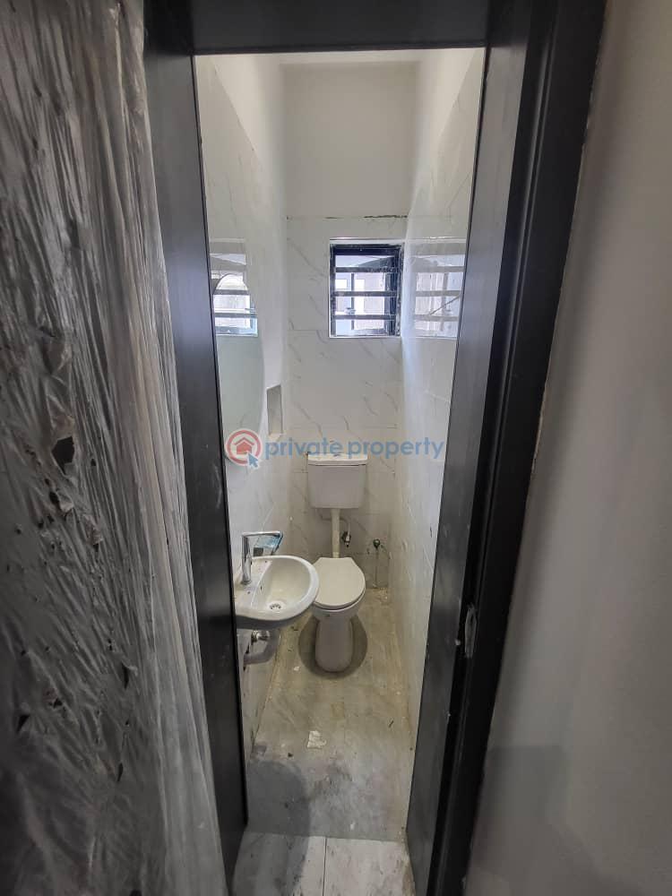 2 bedroom Flat & Apartment For Rent Osapa Lekki Lagos - 11