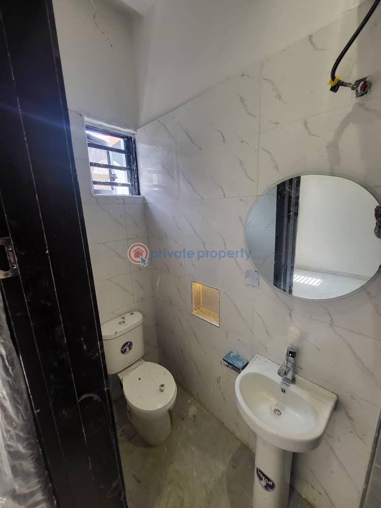 2 bedroom Flat & Apartment For Rent Osapa Lekki Lagos - 2