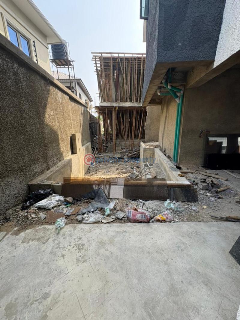 2 bedroom Flat & Apartment For Sale Ikate Elegushi Lekki Lagos - 2