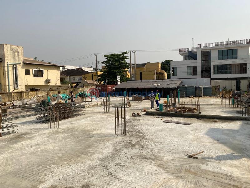 2 bedroom Block Of Flats For Sale Lekki Phase 1 Lagos