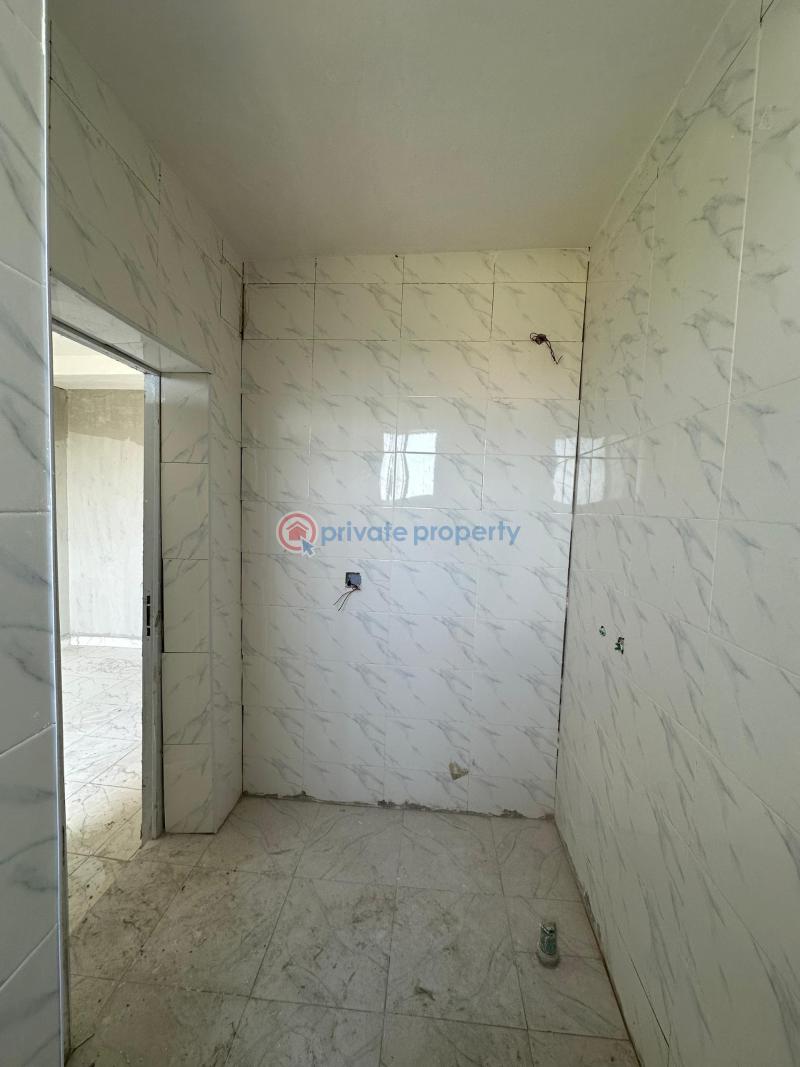 2 bedroom Block Of Flats For Sale Chevron Drive Lekki Lagos - 4