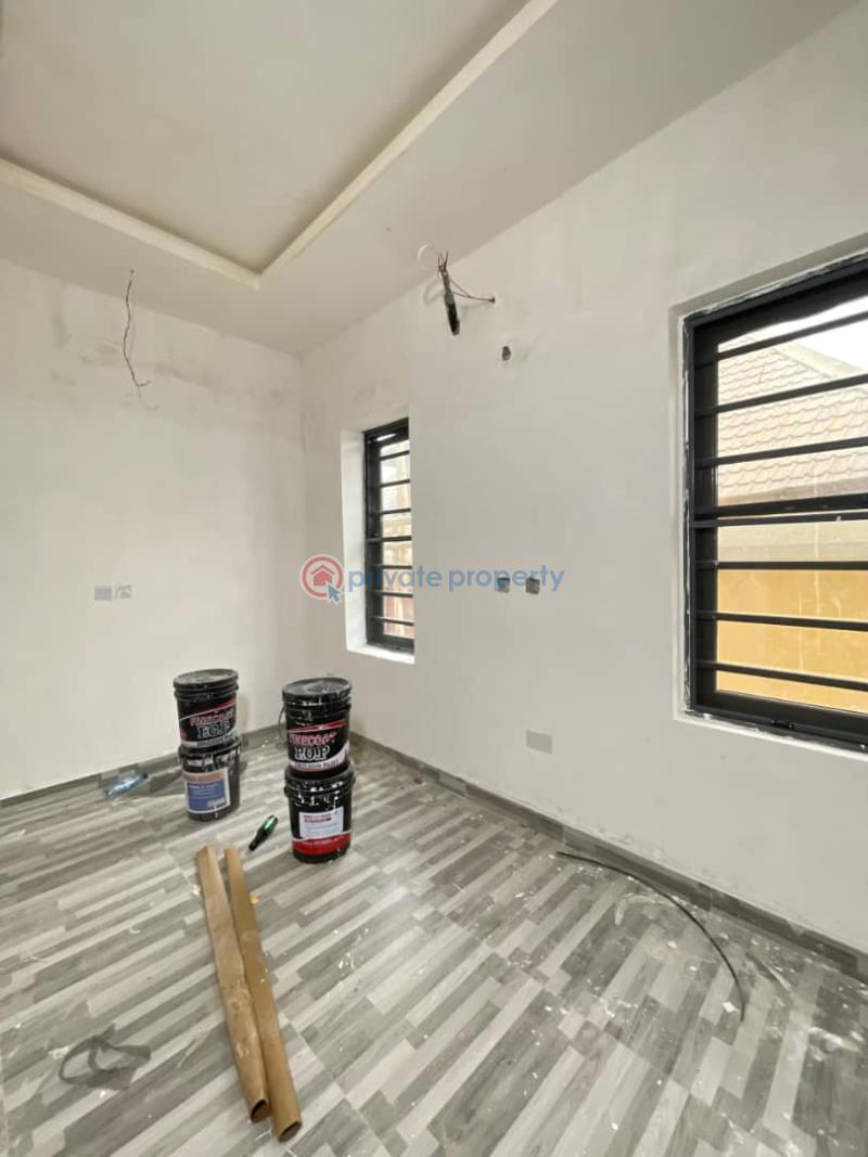 2 bedroom Self Contain For Sale Estate Lekki Phase 1 Lagos - 6