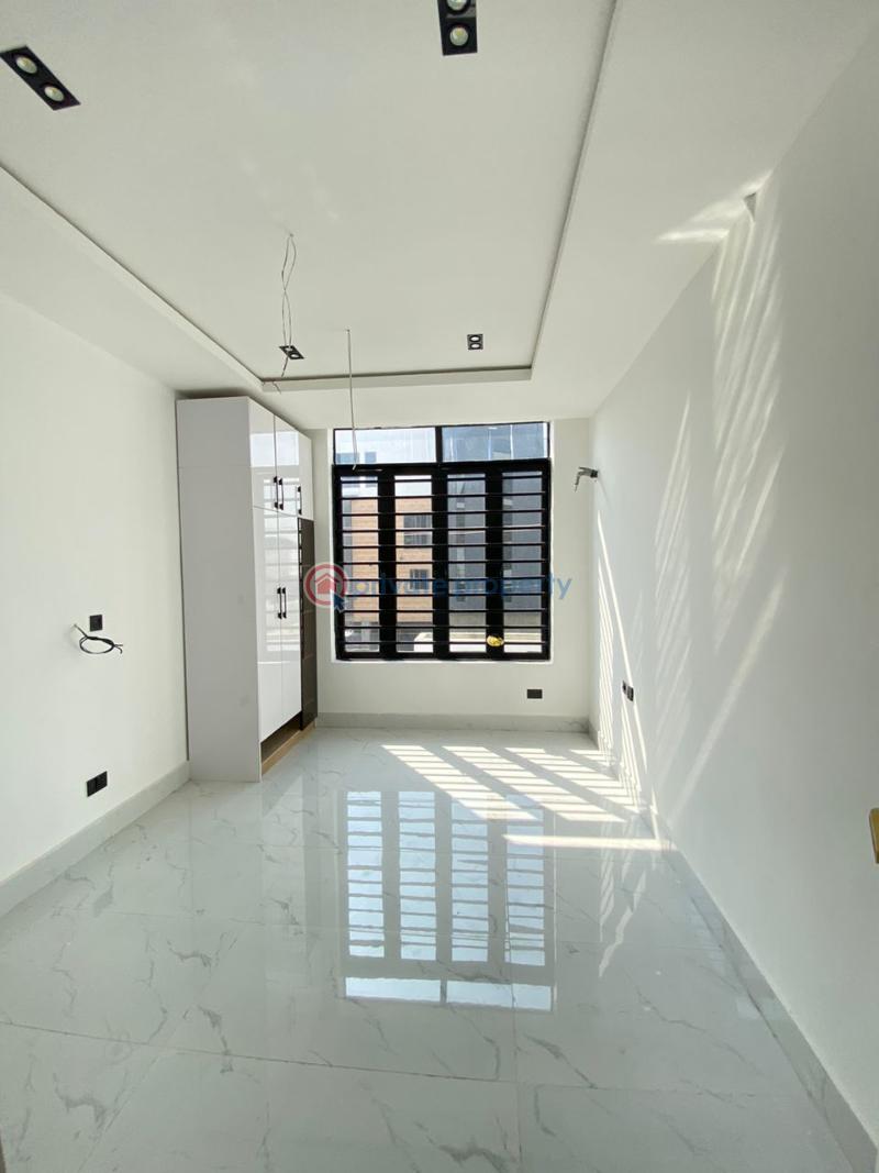 2 bedroom Shared Apartment For Sale Lekki Phase 1 Lagos - 5