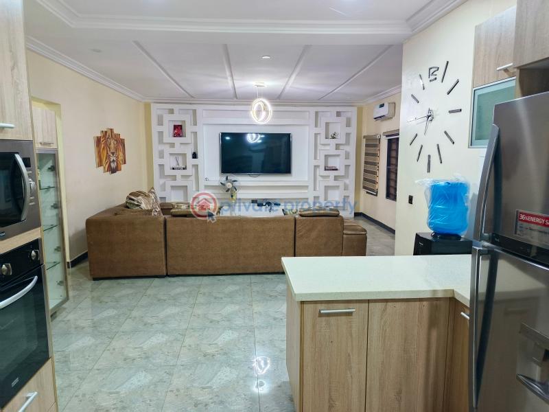 2 bedroom Flat & Apartment For Sale Akinwumi Estate Mende Maryland Lagos - 6