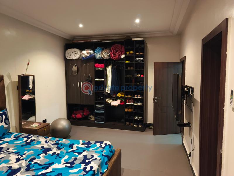 2 bedroom Flat & Apartment For Sale Akinwumi Estate Mende Maryland Lagos - 11