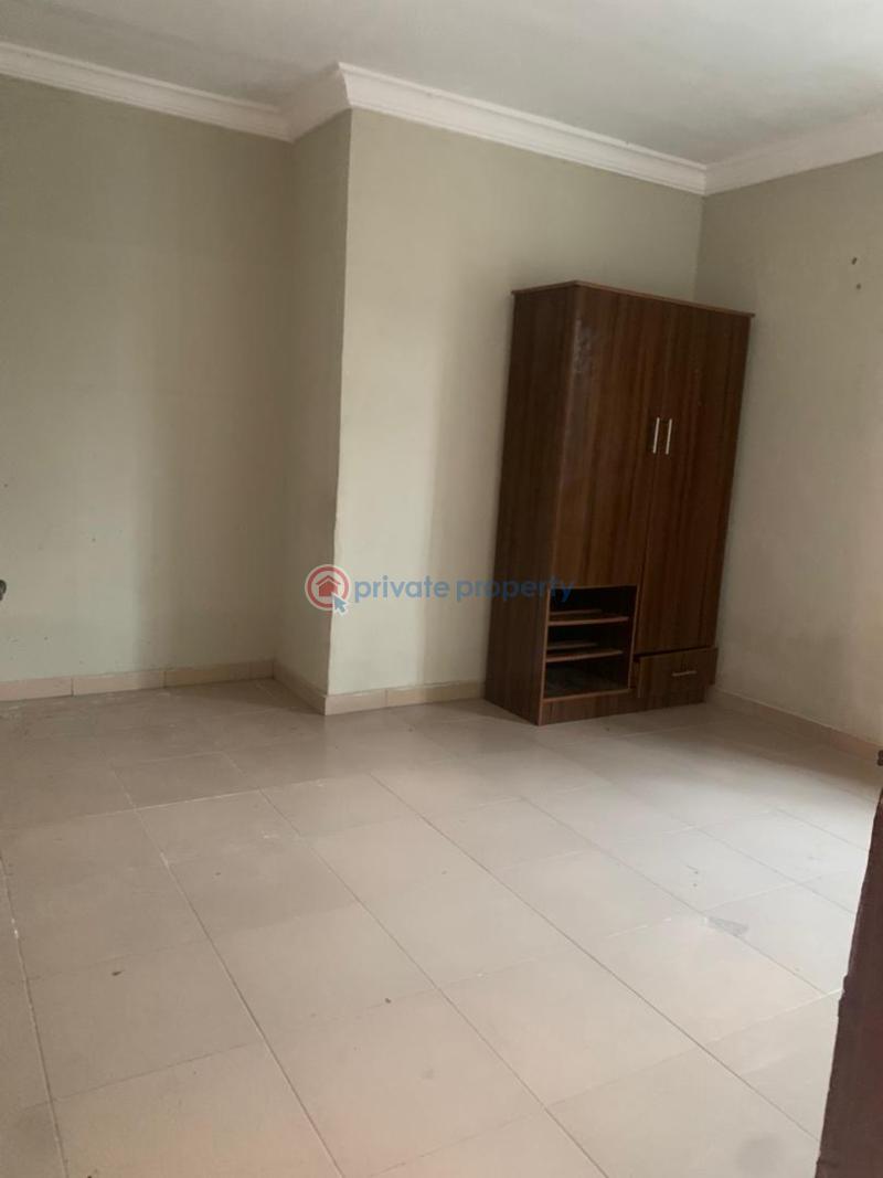 2 bedroom Block Of Flats For Rent Scout Camp Challenge Challenge Ibadan Oyo - 5