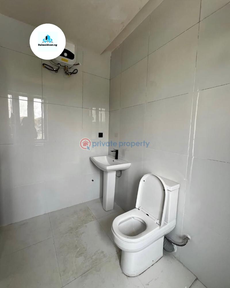 2 bedroom Block Of Flats For Sale Ikate Elegushi Lekki Lagos - 2