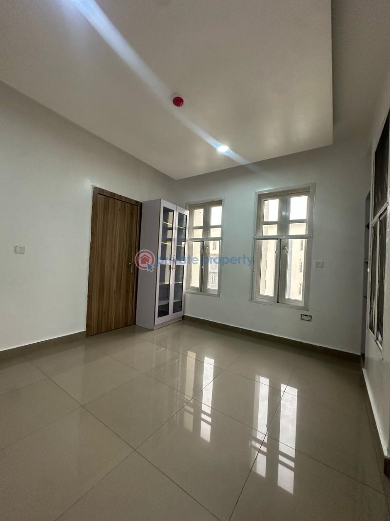 2 bedroom Block Of Flats For Rent Orchid Along Lekki Expressway Lagos - 1
