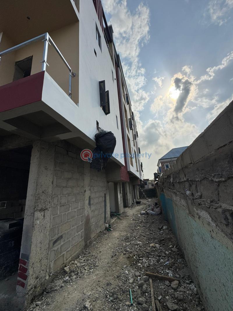 2 bedroom Flat & Apartment For Sale Akoka, Yaba Akoka Yaba Lagos - 1