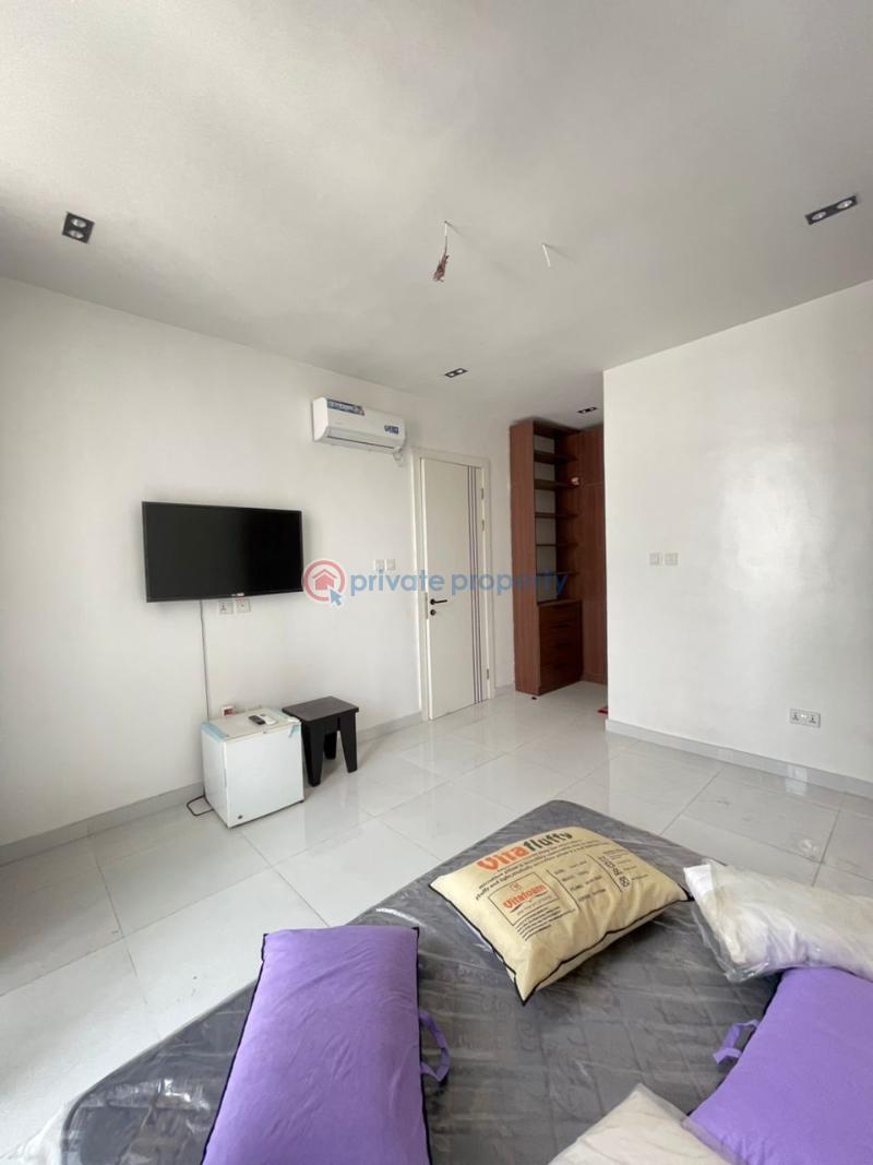 2 bedroom Flat & Apartment For Sale Ologolo Lekki Lagos - 1