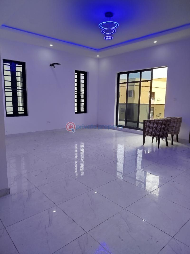 2 bedroom Block Of Flats For Sale Opebi Ikeja Lagos - 22