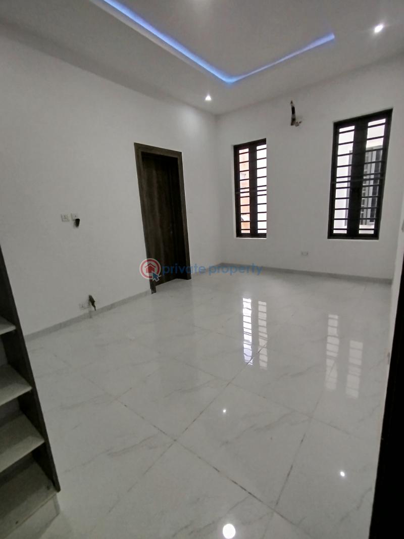 2 bedroom Block Of Flats For Sale Opebi Ikeja Lagos - 21
